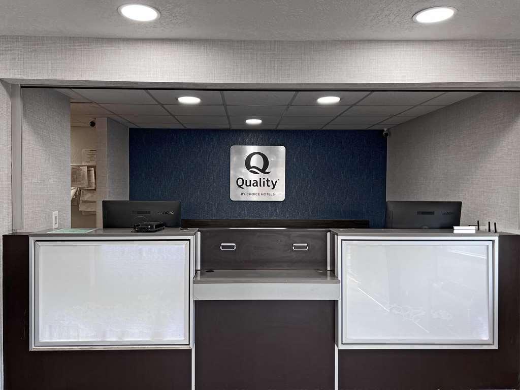 Quality Inn Santa Fe New Mexico Interior photo
